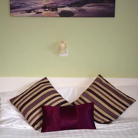 Peaks 4* Killarney